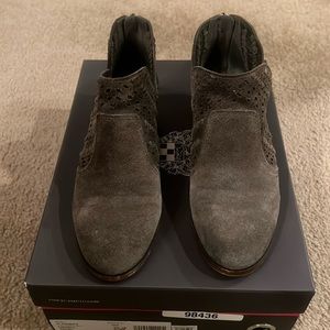 Vince Camuto Prasata Women Bootie